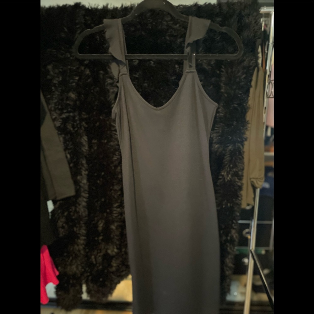 Black ruffle sleeve tank top mid thigh dress